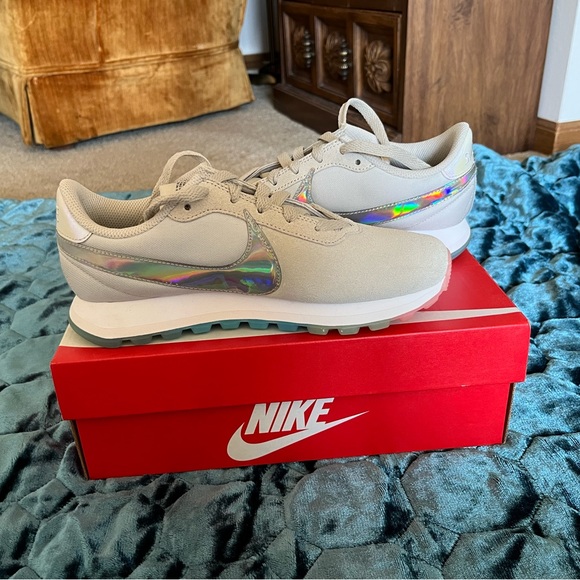 Nike Pre-Love O.X. - Picture 3 of 7